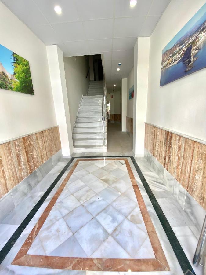 Apartamentos Turisticos Victoria Almuñécar Buitenkant foto