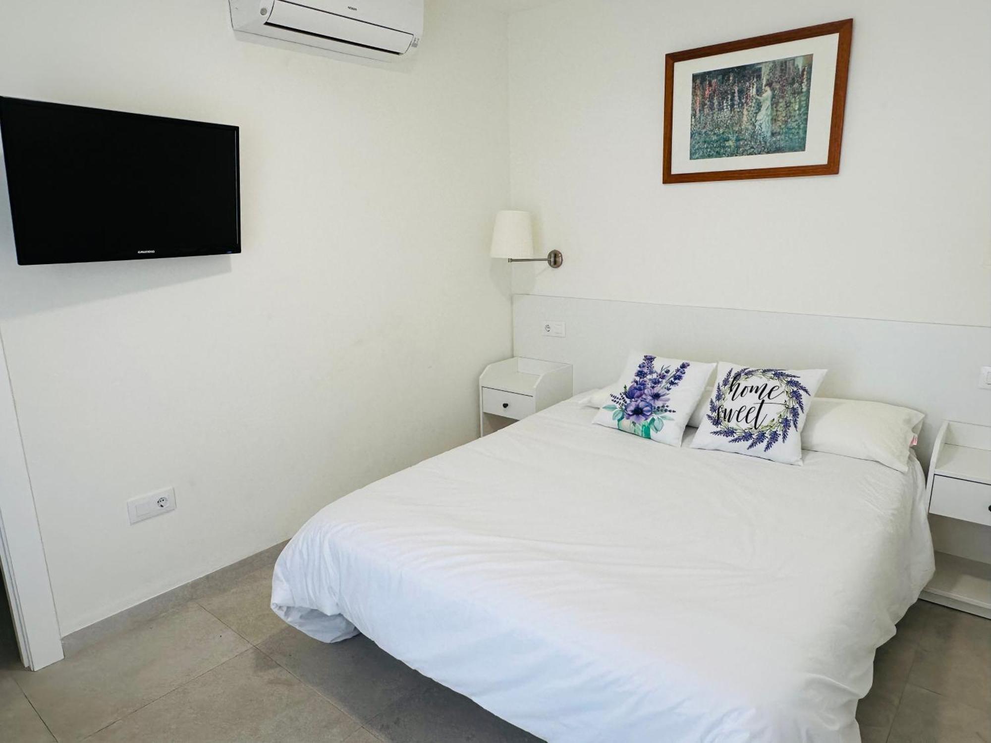 Apartamentos Turisticos Victoria Almuñécar Buitenkant foto